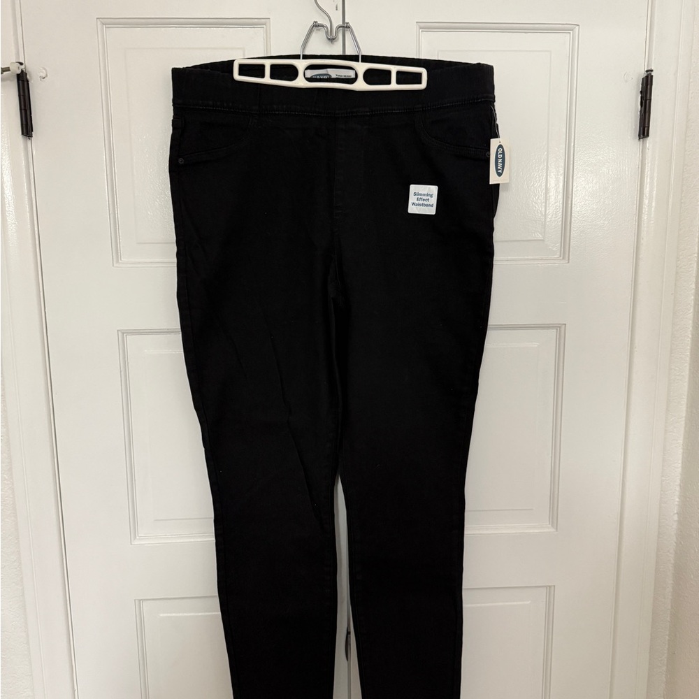 Old Navy Black Ripped Super Skinny Rockstar Jeggings